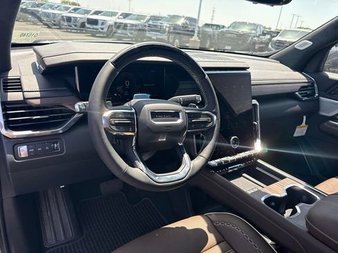 New 2026 GMC Acadia Denali Ultimate AWD/4WD image 18