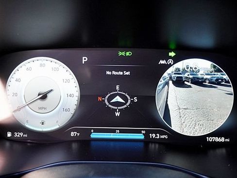 Used 2023 Hyundai Santa Fe Limited w/ Cargo Package FWD image 33