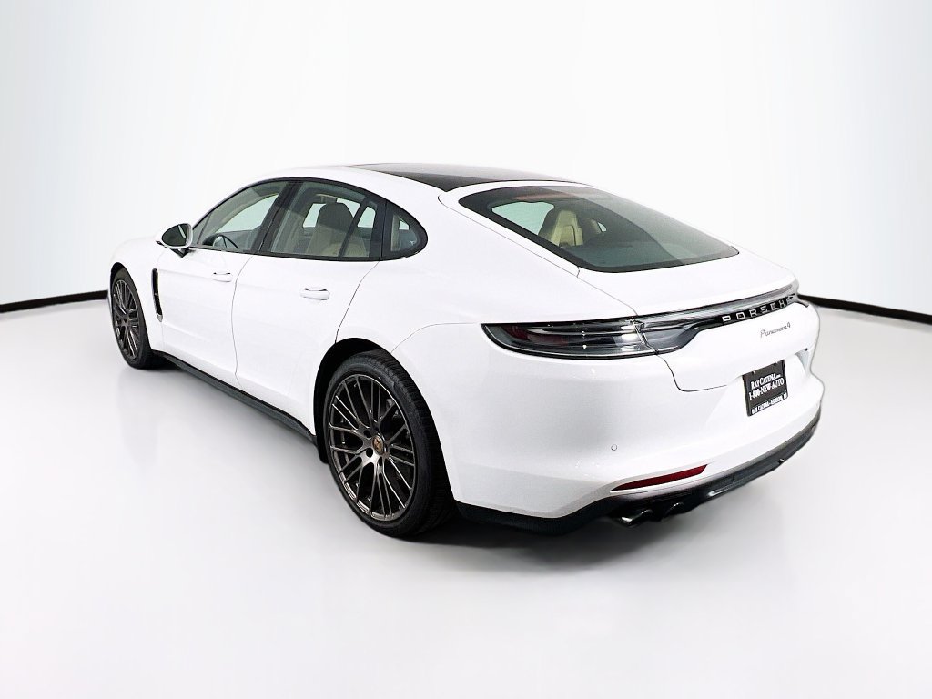 Used 2022 Porsche Panamera 4 Platinum Edition AWD/4WD image 3