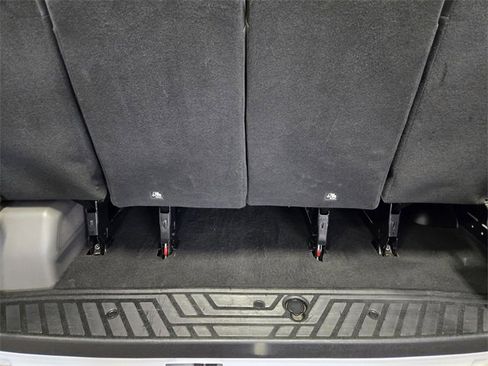 Used 2023 Ford Transit 350 XLT image 34