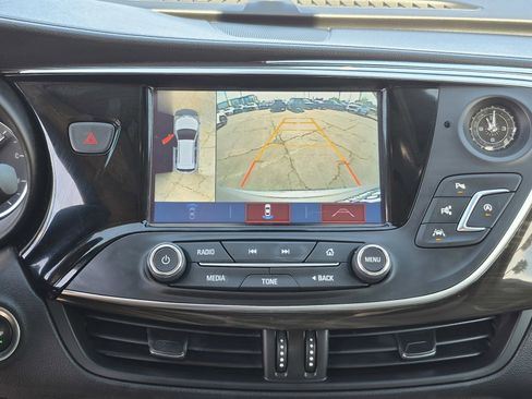 Used 2020 Buick Envision Premium w/ Driver Confidence Package image 21