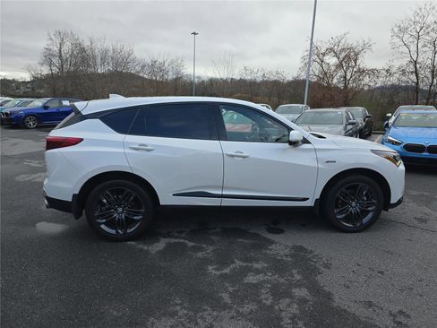 Used 2023 Acura RDX A-Spec image 2