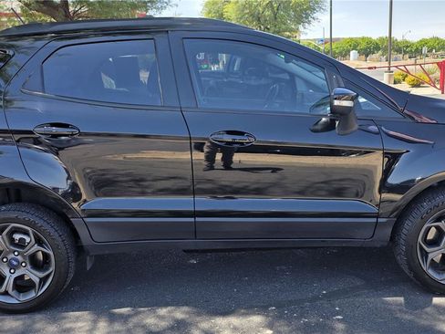 Used 2018 Ford EcoSport SES w/ SES Cold Weather Package AWD/4WD image 4