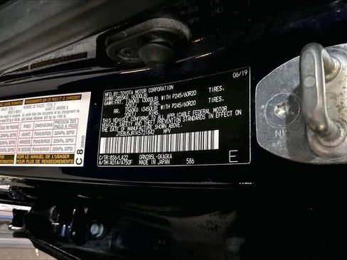 Certified 2019 Toyota 4Runner Limited AWD/4WD image 37