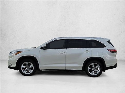 Used 2016 Toyota Highlander Limited FWD image 8