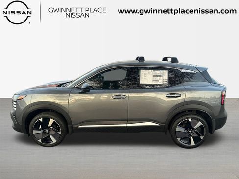 New 2026 Nissan Kicks SR image 8