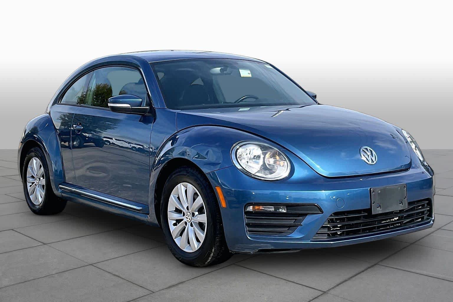 Used 2019 Volkswagen Beetle 2.0T S FWD image 3