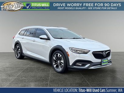 Used 2018 Buick Regal Essence w/ Driver Confidence Package #1
