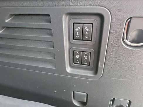 New 2026 Buick Enclave Sport Touring w/ Power Package FWD image 30