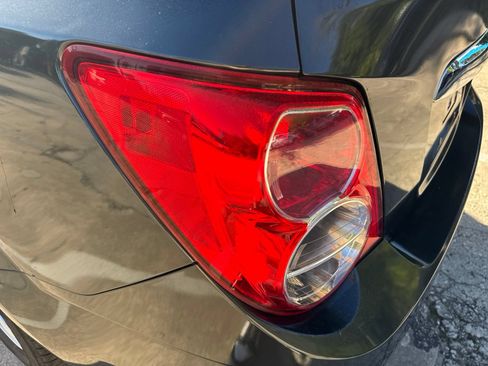 Used 2015 Chevrolet Sonic LT FWD image 11
