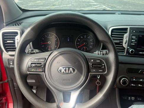Used 2019 Kia Sportage LX AWD/4WD image 14