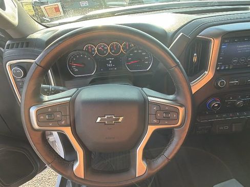 Certified 2021 Chevrolet Silverado 1500 RST image 22