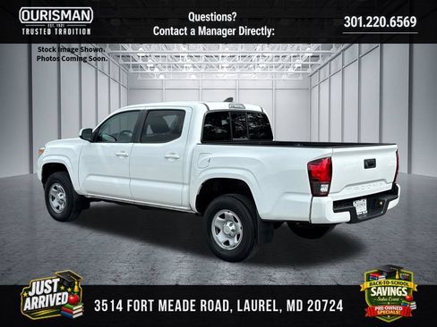 Used 2023 Toyota Tacoma SR w/ SR Convenience Package RWD image 4