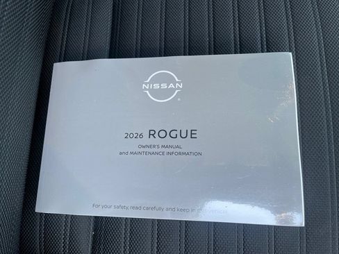 Used 2026 Nissan Rogue SV AWD/4WD image 42