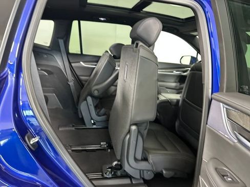 Used 2023 Cadillac XT6 Sport image 28