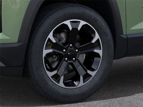 New 2026 Chevrolet Equinox LT w/ Convenience Package II image 9