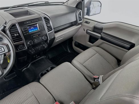 Used 2015 Ford F150 XLT w/ XTR Package image 29