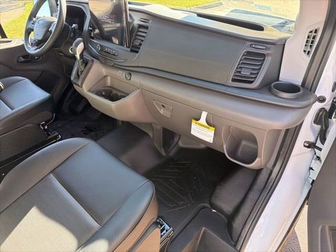 New 2026 Ford Transit 250 148 Medium Roof image 19