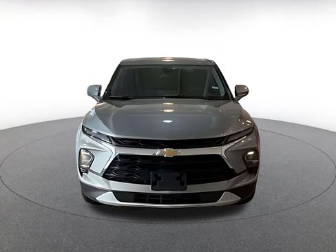 Used 2025 Chevrolet Blazer LT FWD image 16
