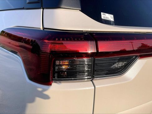 Certified 2026 Subaru Outback Touring AWD/4WD image 31