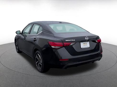 Used 2025 Nissan Sentra SV image 10