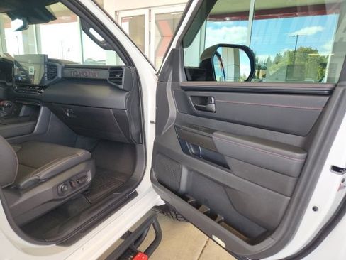 Certified 2025 Toyota Tundra TRD Pro AWD/4WD image 30