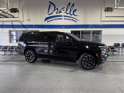 Used 2025 Chevrolet Suburban RST