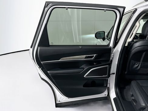 Used 2022 Kia Telluride EX w/ EX Premium Package image 28