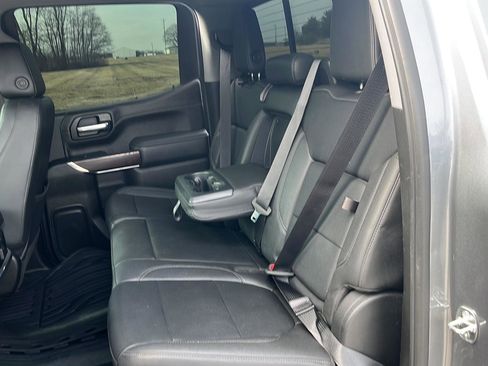Used 2021 GMC Sierra 1500 SLT image 26