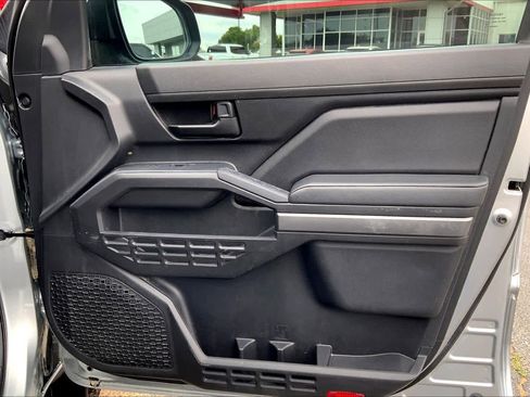 Used 2024 Toyota Tacoma SR5 AWD/4WD image 23