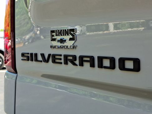 New 2026 Chevrolet Silverado 1500 RST w/ Dark Appearance Package AWD/4WD image 19