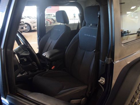 Used 2013 Jeep Wrangler Rubicon w/ PWR Convenience Group AWD/4WD image 45