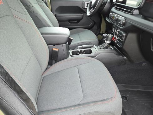 New 2026 Jeep Wrangler Unlimited Rubicon image 12