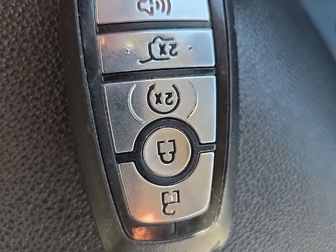 Used 2024 Ford Expedition XLT image 43