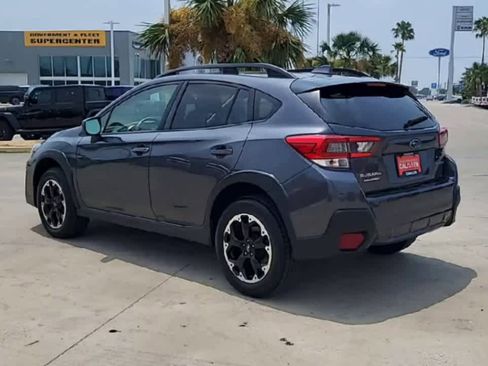 Used 2022 Subaru Crosstrek 2.0i Premium w/ Moonroof Package AWD/4WD image 6