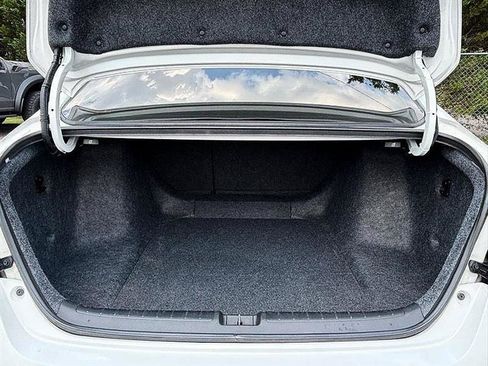 Used 2021 Honda Accord Touring image 40