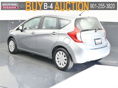 Used 2015 Nissan Versa Note SV image 3