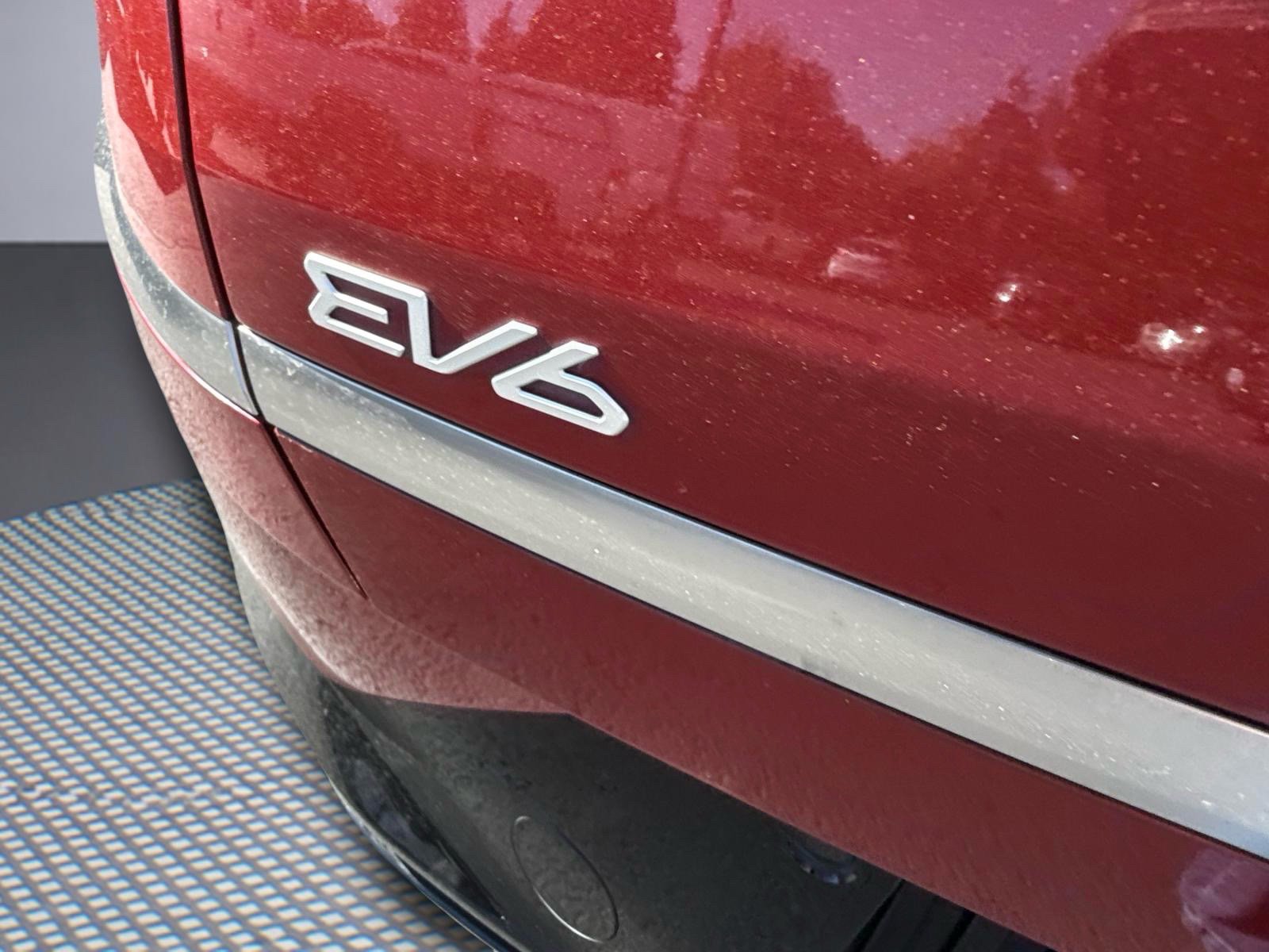 Used 2024 Kia EV6 Wind AWD/4WD image 6