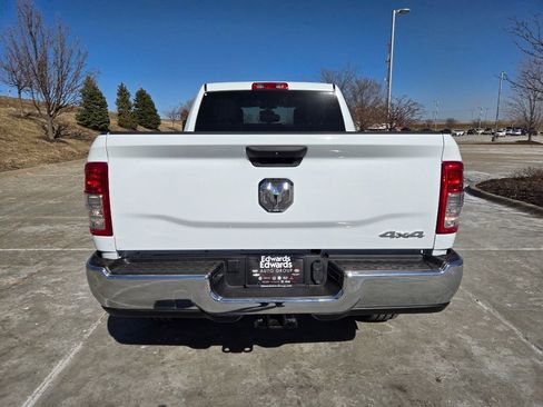 Used 2024 RAM 2500 Tradesman w/ Chrome Appearance Group image 5
