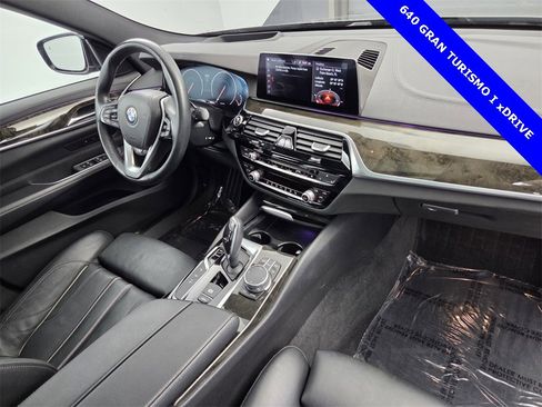 Used 2019 BMW 640i Gran Turismo xDrive w/ Premium Package image 16