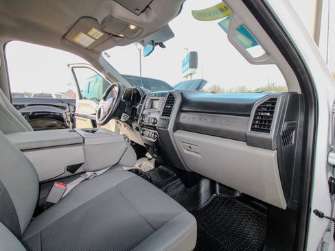 Used 2017 Ford F350 XL image 16