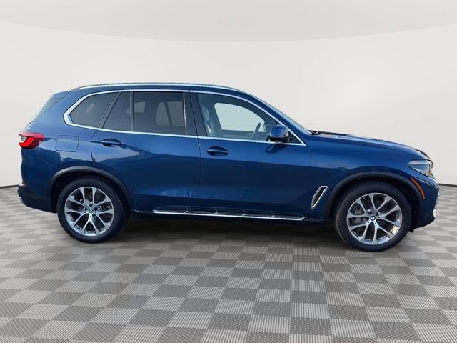 Used 2020 BMW X5 xDrive50i w/ Premium Package AWD/4WD image 5