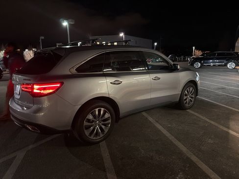 Used 2016 Acura MDX SH-AWD w/ Technology Package image 3