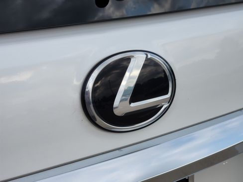 Used 2023 Lexus GX 460 Luxury w/ Sport Design Package AWD/4WD image 39