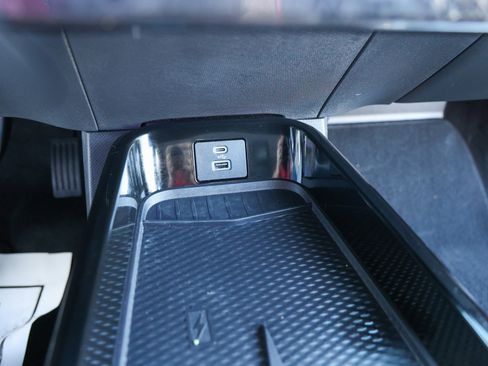 Used 2024 Ford Mustang Mach-E Select w/ Comfort Package Lite image 25