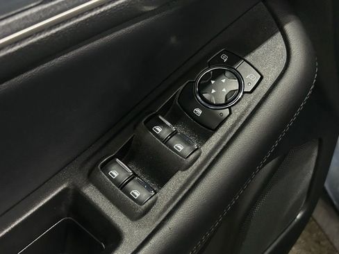 Used 2024 Ford Edge SEL w/ Convenience Package image 18