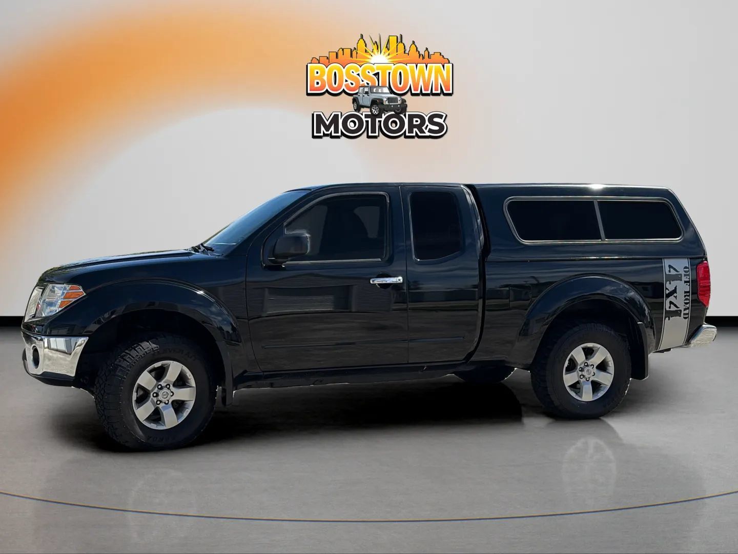 Used 2010 Nissan Frontier SE w/ SE Value Truck Pkg AWD/4WD image 2