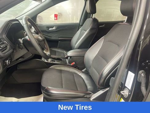 Used 2025 Ford Escape ST-Line Select image 11