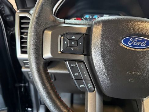 Used 2020 Ford F150 Lariat w/ Equipment Group 502A Luxury AWD/4WD image 22