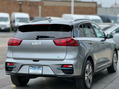 Used 2022 Kia Niro EX w/ Cold Weather Package image 39
